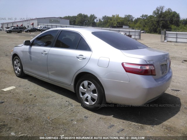 4T1BE46K49U361713 - 2009 TOYOTA CAMRY SE/LE/XLE SILVER photo 3