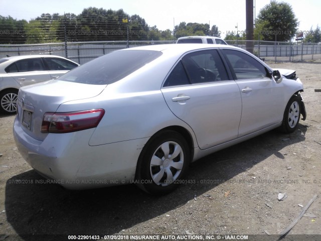 4T1BE46K49U361713 - 2009 TOYOTA CAMRY SE/LE/XLE SILVER photo 4