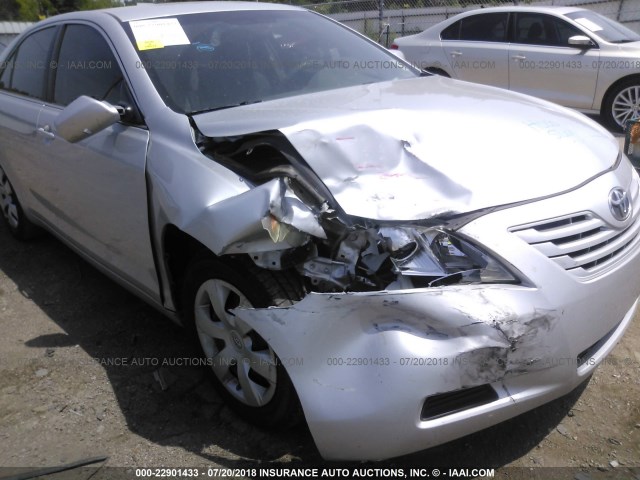 4T1BE46K49U361713 - 2009 TOYOTA CAMRY SE/LE/XLE SILVER photo 6