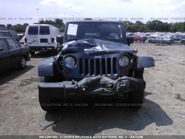 1J4GA59158L537214 - 2008 JEEP WRANGLER UNLIMITE SAHARA BLUE photo 6