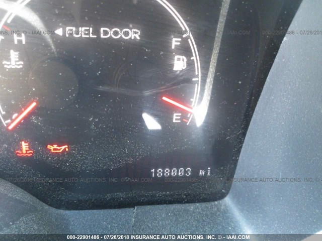 5LMFU28566LJ10951 - 2006 LINCOLN NAVIGATOR თეთრი ფოტო 7