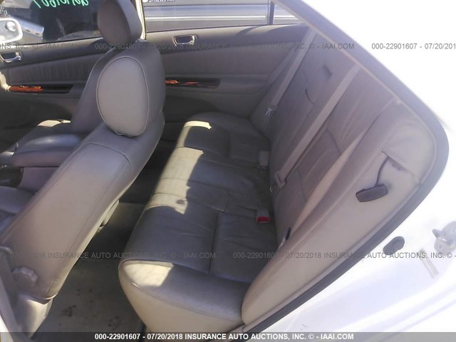 JTDBF30KX20019880 - 2002 TOYOTA CAMRY LE/XLE/SE 白色 照片 8