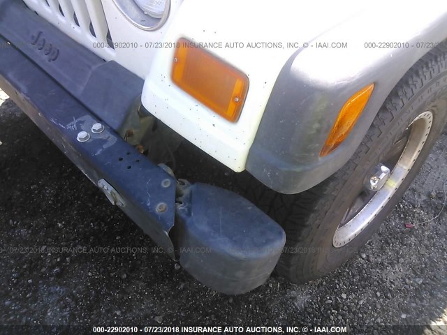 1J4FA49S0YP747680 - 2000 JEEP WRANGLER / TJ SPORT WHITE photo 6