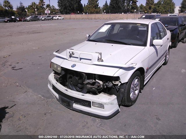 WBACD4320WAV59215 - 1998 BMW 328 I AUTOMATIC WHITE photo 2