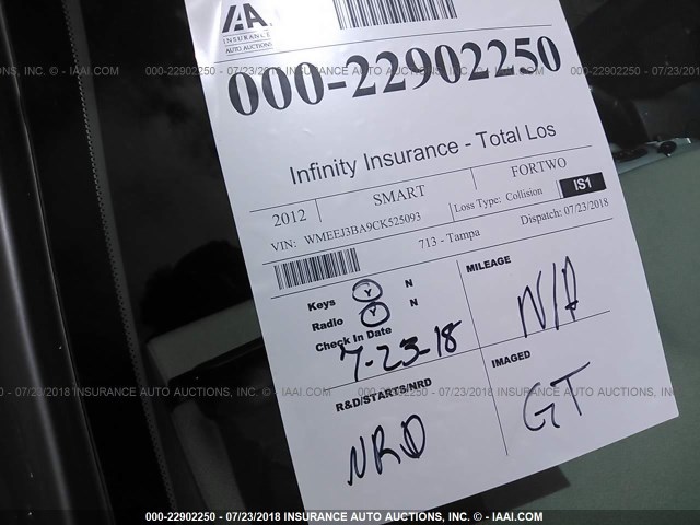 WMEEJ3BA9CK525093 - 2012 SMART FORTWO PURE/PASSION WHITE photo 7