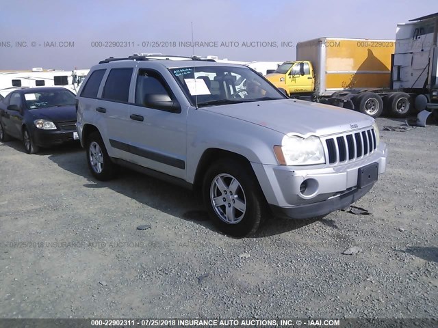 1J4GS48K06C348582 - 2006 JEEP GRAND CHEROKEE LAREDO/COLUMBIA/FREEDOM 银色 照片 1