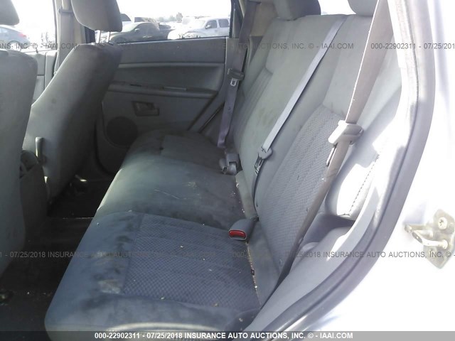 1J4GS48K06C348582 - 2006 JEEP GRAND CHEROKEE LAREDO/COLUMBIA/FREEDOM 银色 照片 8