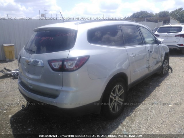 1GNKRHKD8HJ119358 - 2017 CHEVROLET TRAVERSE LT SILVER photo 4