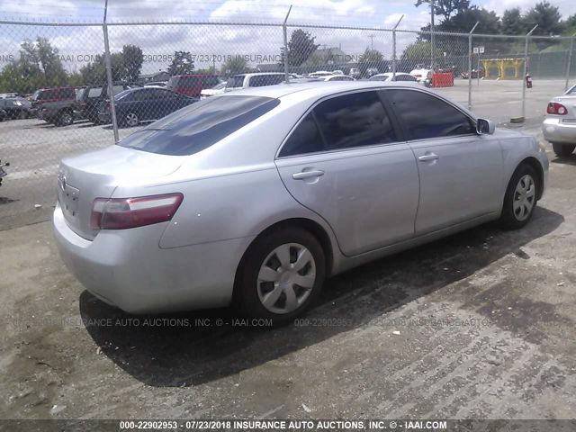 4T1BE46K07U113388 - 2007 TOYOTA CAMRY NEW GENERAT CE/LE/XLE/SE SILVER photo 4