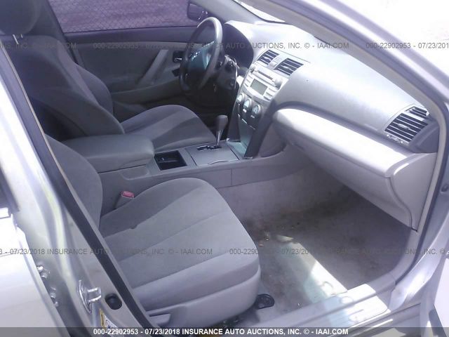 4T1BE46K07U113388 - 2007 TOYOTA CAMRY NEW GENERAT CE/LE/XLE/SE SILVER photo 5