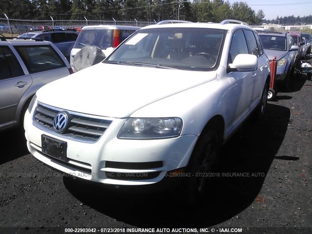 WVGZE77LX7D006369 - 2007 VOLKSWAGEN TOUAREG V6 WHITE photo 2