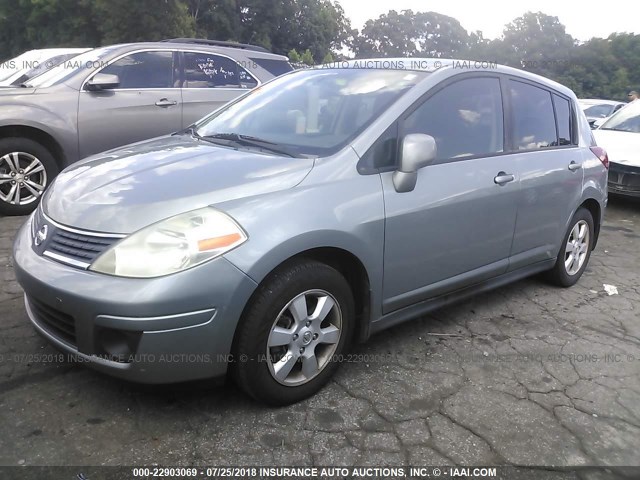 3N1BC13E17L383640 - 2007 NISSAN VERSA S/SL GRAY photo 2