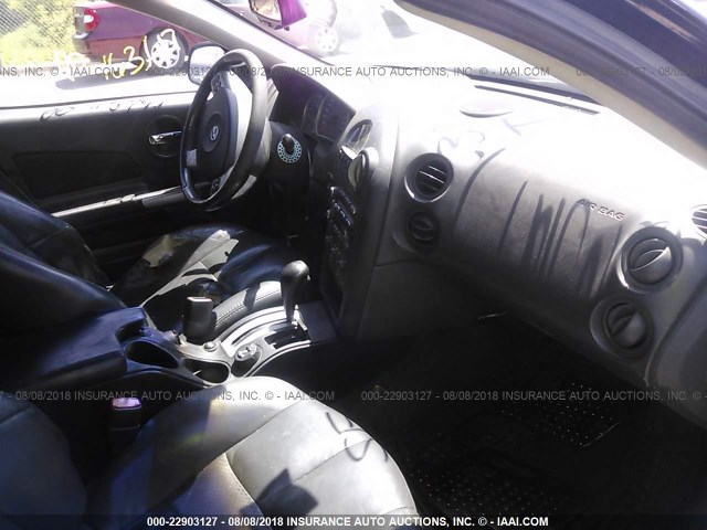 2G2WS522741275136 - 2004 PONTIAC GRAND PRIX GT2 შავი ფოტო 5