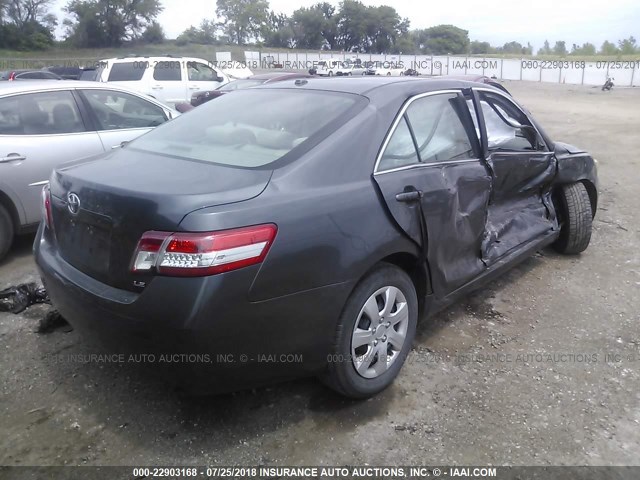 4T1BF3EK6AU054573 - 2010 TOYOTA CAMRY SE/LE/XLE GRAY photo 4