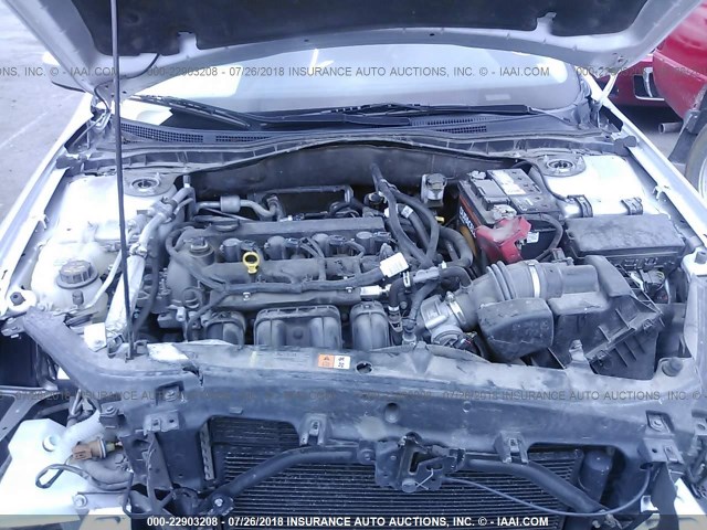 3FAHP0HA0CR118202 - 2012 FORD FUSION SE SILVER photo 10