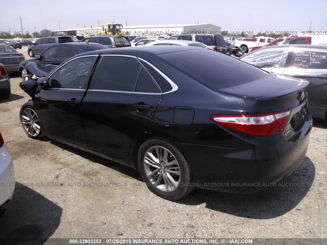 4T1BF1FK6GU567740 - 2016 TOYOTA CAMRY LE/XLE/SE/XSE 黑色 照片 3