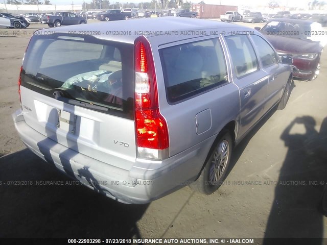 YV1SW64A642351996 - 2004 VOLVO V70 SILVER photo 4