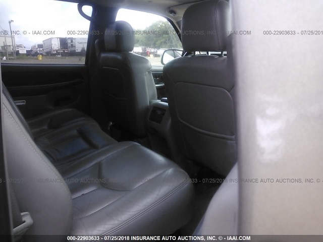 1GKFK16T03J340120 - 2003 GMC YUKON XL K1500 GOLD photo 8