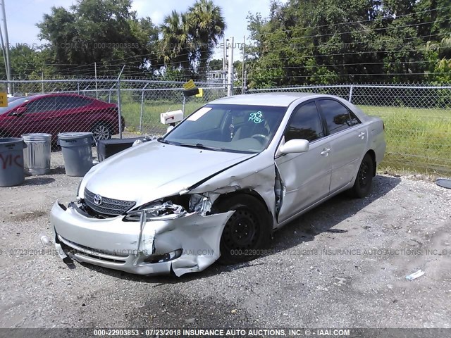 4T1BE30K14U910201 - 2004 TOYOTA CAMRY LE/XLE/SE 银色 照片 2