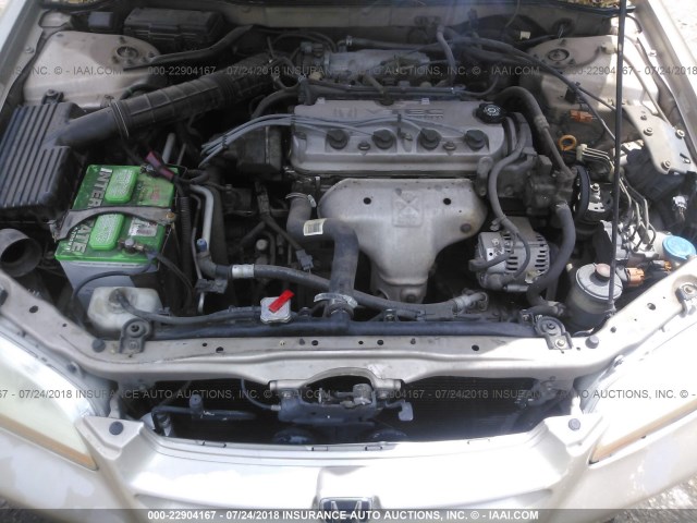 1HGCG5655YA116570 - 2000 HONDA ACCORD EX GOLD photo 10