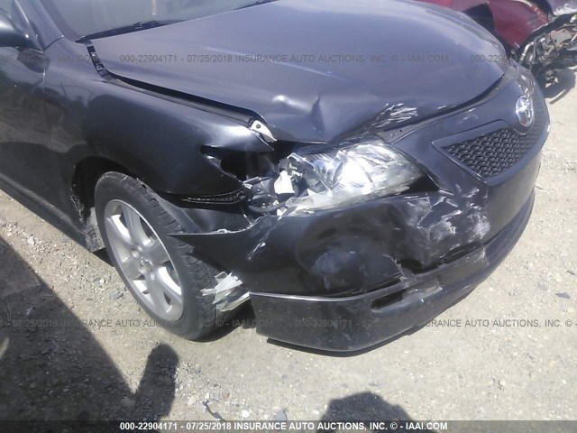 4T1BK46K47U556975 - 2007 TOYOTA CAMRY NEW GENERAT LE/XLE/SE GRAY photo 6