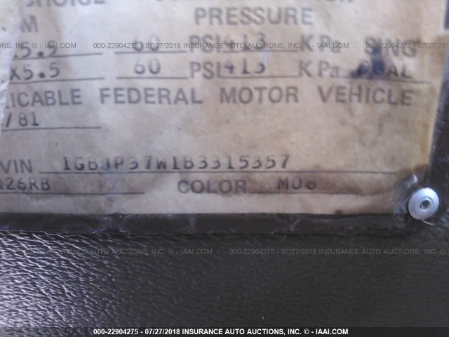 1GBJP37W1B3315357 - 1981 CHEVROLET P30 WHITE photo 9