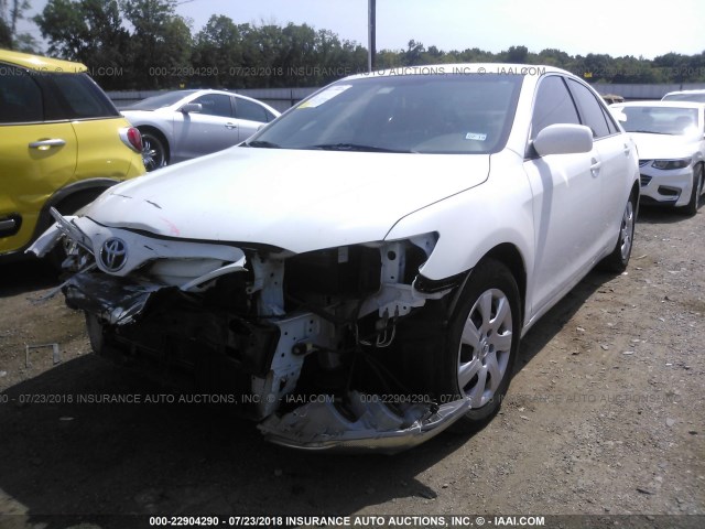 4T1BF3EK1BU773103 - 2011 TOYOTA CAMRY SE/LE/XLE თეთრი ფოტო 6