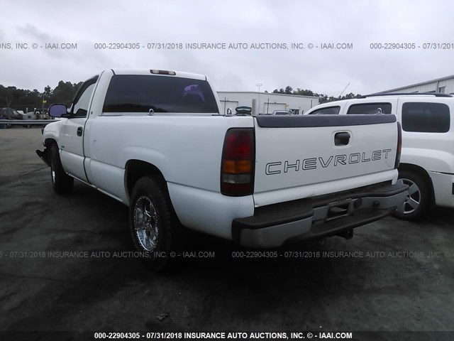 1GCEC14W32Z166982 - 2002 CHEVROLET SILVERADO C1500 WHITE photo 3