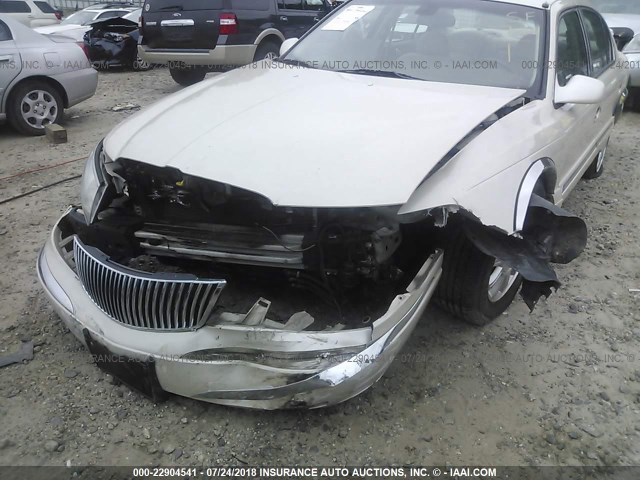 1LNHM97V42Y668770 - 2002 LINCOLN CONTINENTAL  奶油色 照片 6