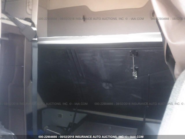 4V4MC9DG5CN541187 - 2012 VOLVO VN M Unknown photo 7