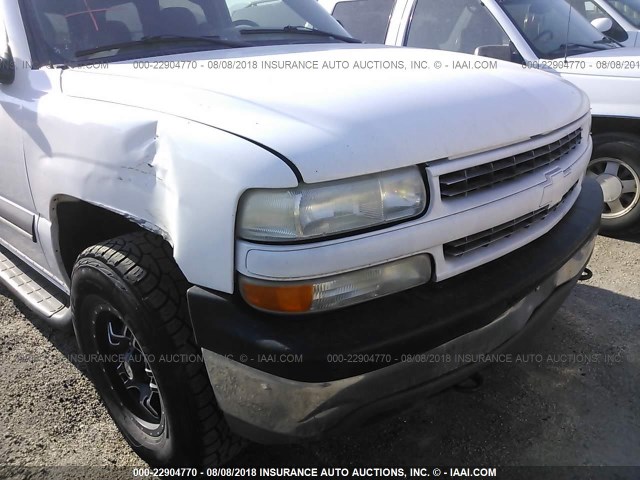 1GNEK13T14R100807 - 2004 CHEVROLET TAHOE K1500 WHITE photo 6