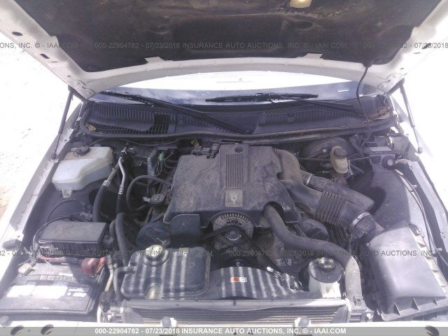 1LNHM81WX4Y629728 - 2004 LINCOLN TOWN CAR EXECUTIVE/SIGNATURE თეთრი ფოტო 10