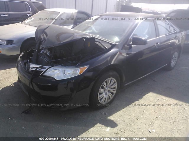 4T4BF1FKXER371111 - 2014 TOYOTA CAMRY L/SE/LE/XLE 黑色 照片 2