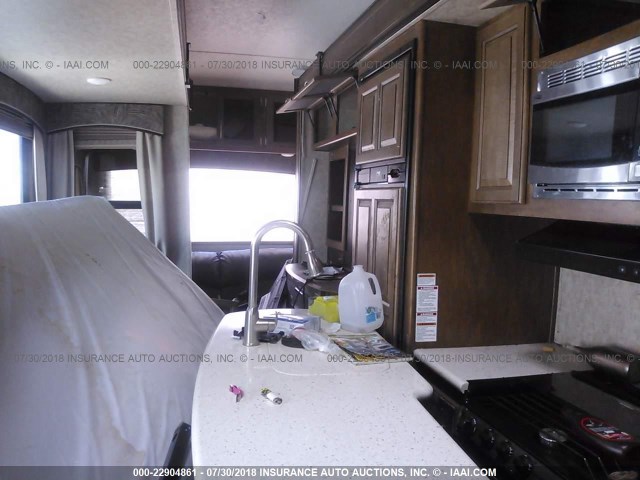 5ZT3WC3B9HG001367 - 2017 FOREST RIVER OTHER  白色 照片 8