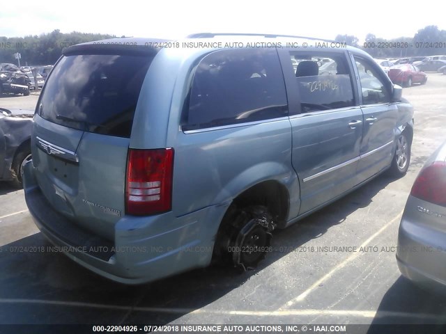 2A4RR5D12AR234882 - 2010 CHRYSLER TOWN & COUNTRY TOURING Light Blue photo 4