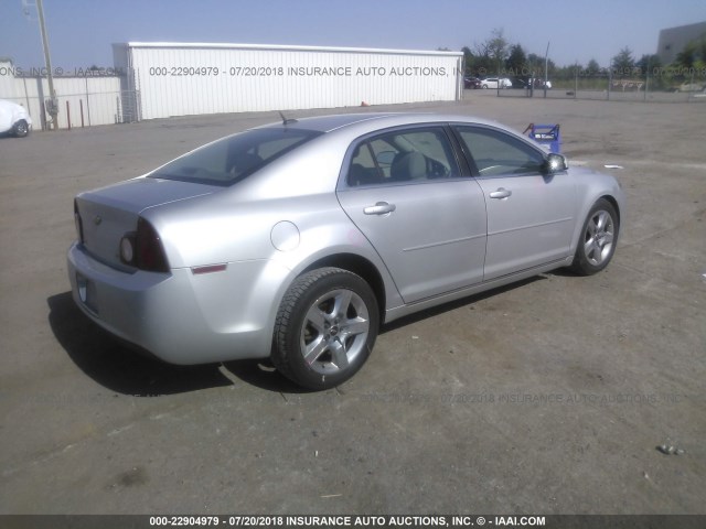 1G1ZH57B89F105909 - 2009 CHEVROLET MALIBU 1LT SILVER photo 4