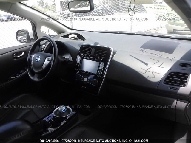 1N4AZ0CPXEC335250 - 2014 NISSAN LEAF S/SV/SL SILVER photo 5