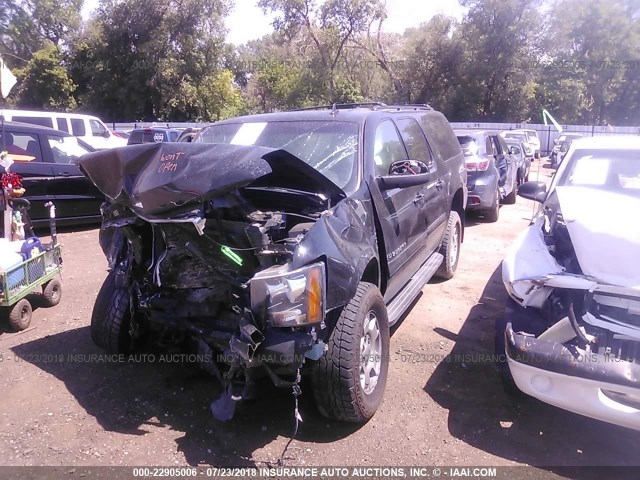 1GNSKJE30BR287051 - 2011 CHEVROLET SUBURBAN K1500 LT BLACK photo 2