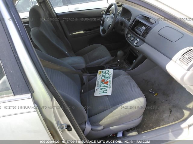 4T1BE32K05U640294 - 2005 TOYOTA CAMRY LE/XLE/SE Qəhvəyi foto 5