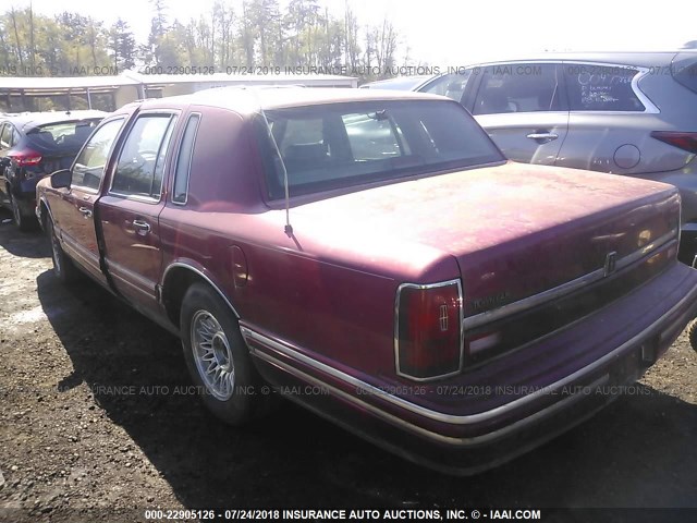 1LNLM82W7RY639035 - 1994 LINCOLN TOWN CAR SIGNATURE/TOURNAMENT RED photo 3