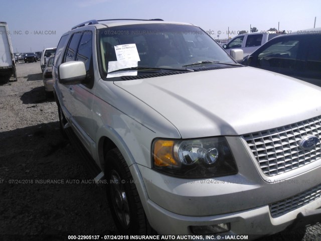 1FMFU19555LA86572 - 2005 FORD EXPEDITION LIMITED WHITE photo 1