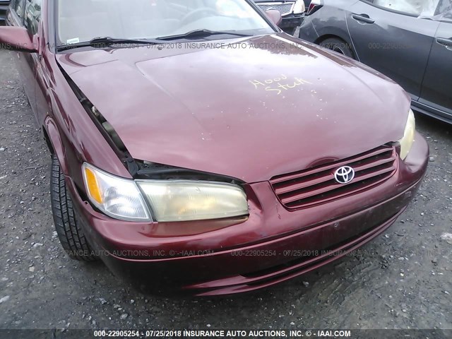 4T1BG22K8XU428525 - 1999 TOYOTA CAMRY CE/LE/XLE 红色 照片 6
