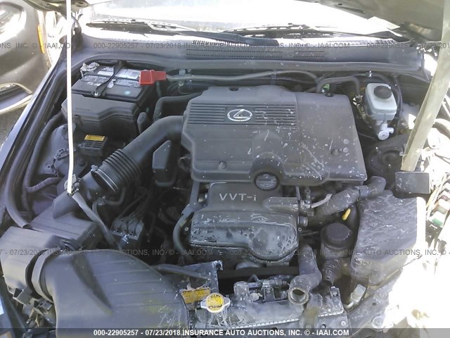 JTHBD192050100340 - 2005 LEXUS IS 300 GRAY photo 10