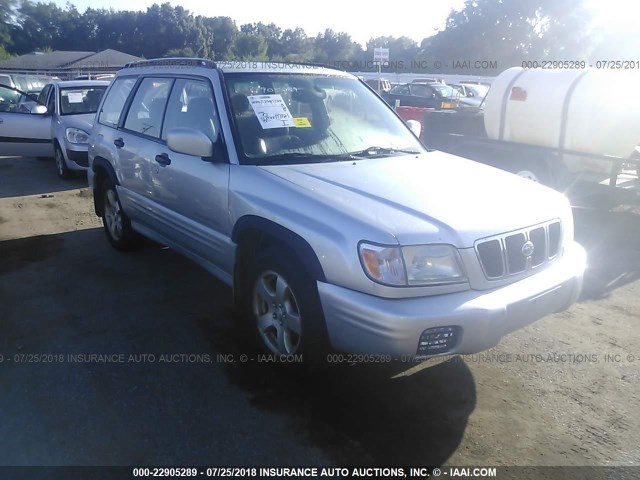 JF1SF65602H703860 - 2002 SUBARU FORESTER S 银色 照片 1