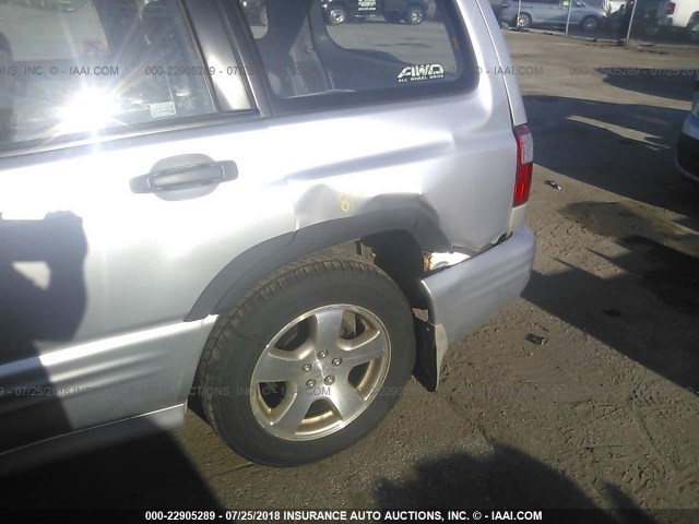 JF1SF65602H703860 - 2002 SUBARU FORESTER S 银色 照片 6