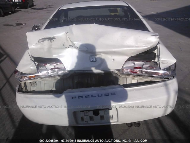 JHMBB6245WC003374 - 1998 HONDA PRELUDE WHITE photo 6