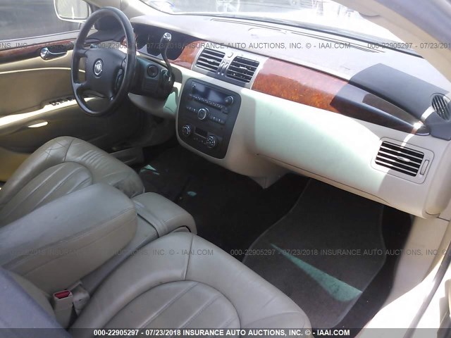 1G4HD57207U160082 - 2007 BUICK LUCERNE CXL TAN photo 5