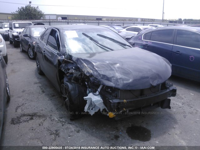 4T1BF1FKXFU005774 - 2015 TOYOTA CAMRY LE/XLE/SE/XSE 黑色 照片 1