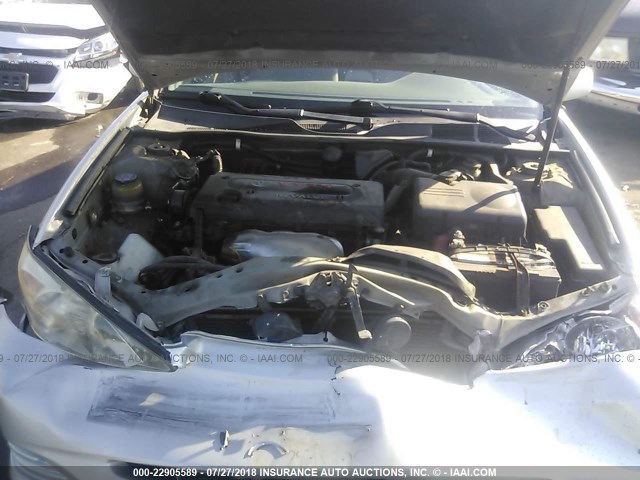 4T1BE32K32U084770 - 2002 TOYOTA CAMRY LE/XLE/SE Gümüş foto 10