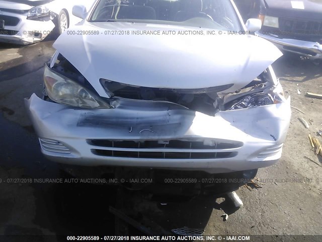 4T1BE32K32U084770 - 2002 TOYOTA CAMRY LE/XLE/SE Gümüş foto 6